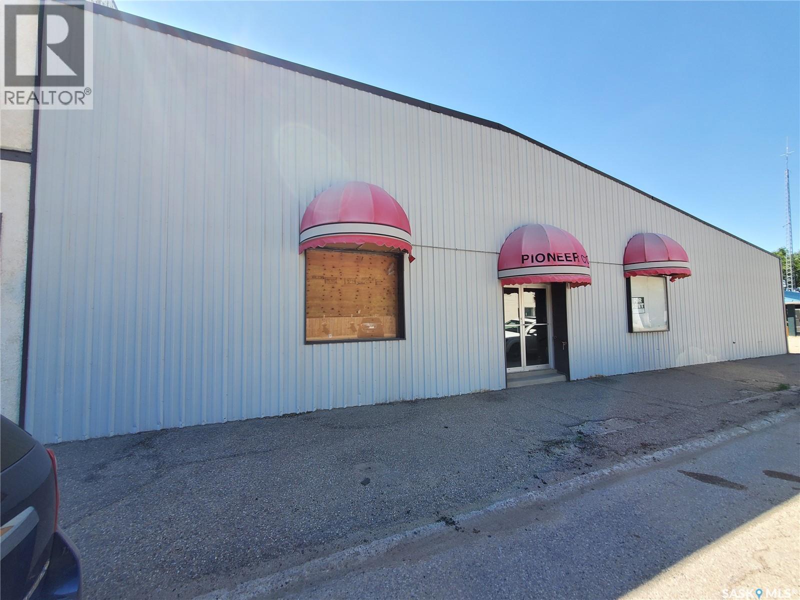 2366 Proton Avenue, Gull Lake, Saskatchewan  S0N 1A0 - Photo 27 - SK035859
