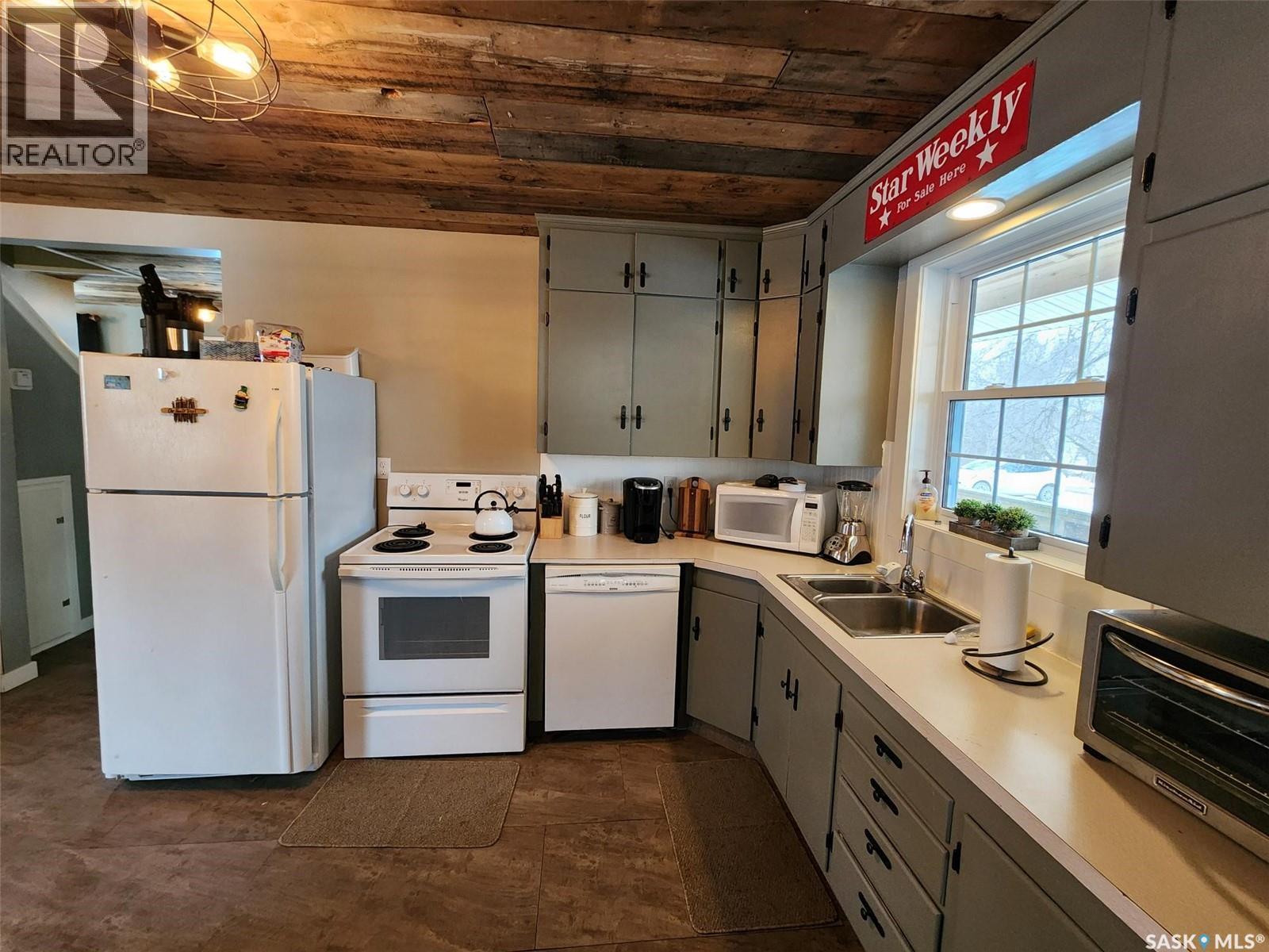 148 Strawberry Lane, Crooked Lake, Saskatchewan  S0G 2B0 - Photo 15 - SK035838