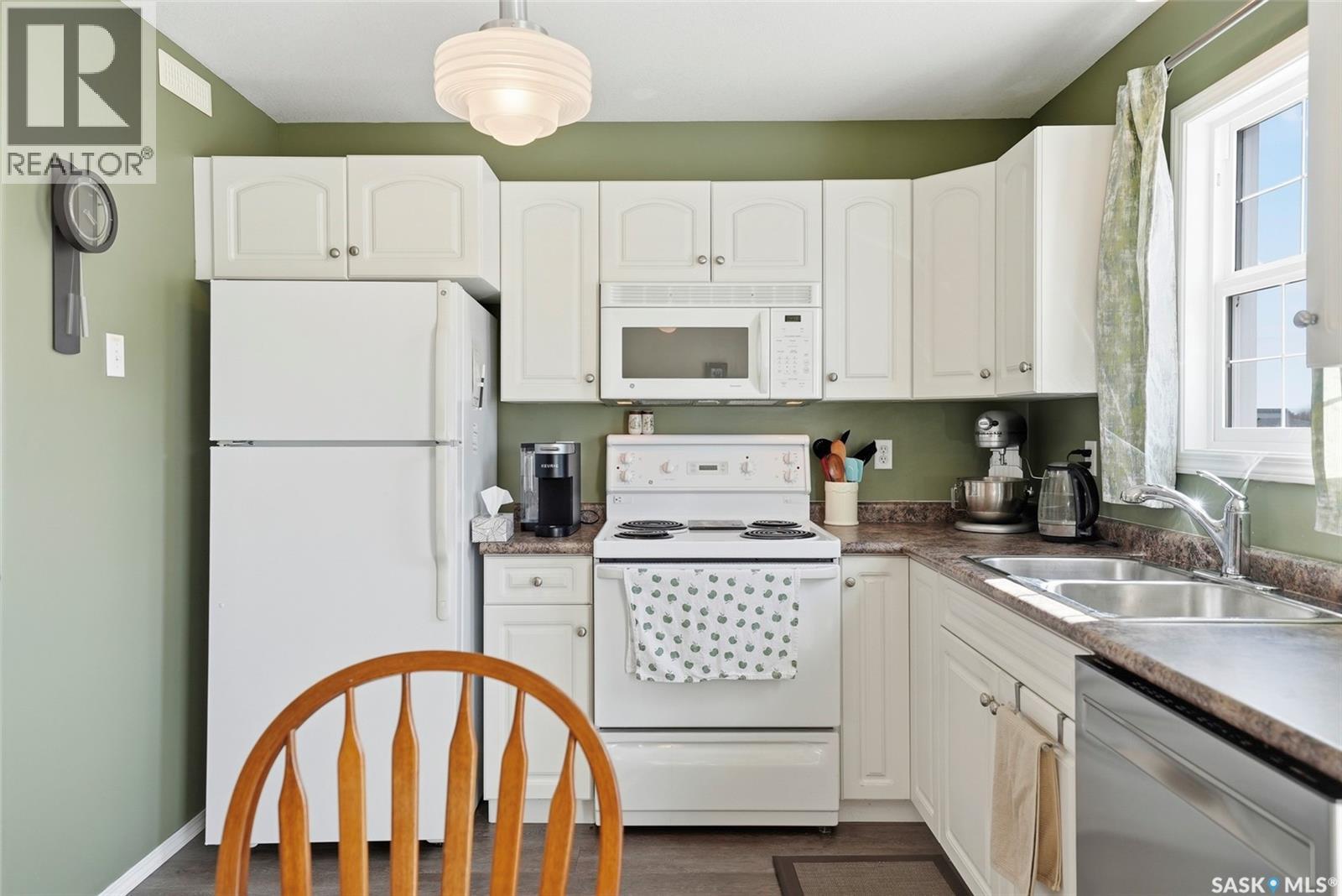 9 243 Herold Terrace, Saskatoon, Saskatchewan  S7V 1J5 - Photo 11 - SK035732