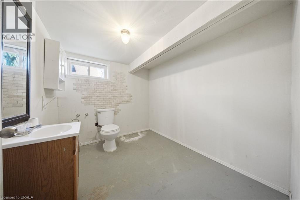 401 Nelson Street, Brantford, Ontario  N3S 4E9 - Photo 18 - 40829263