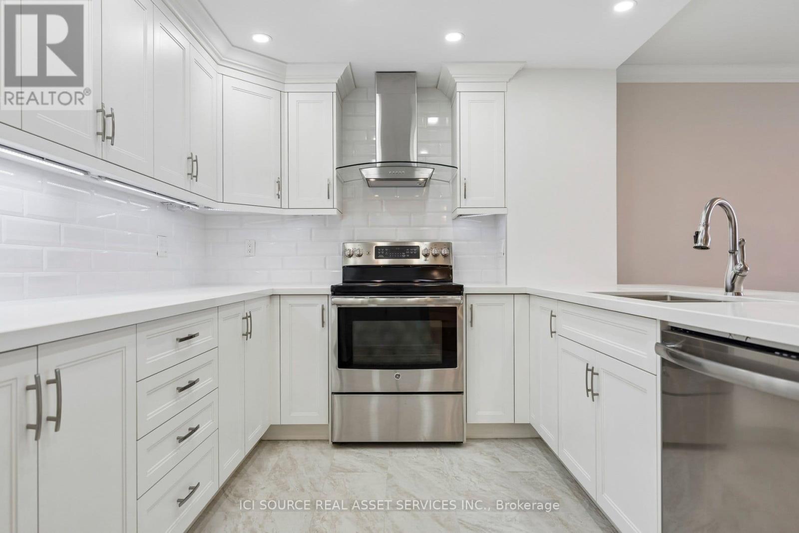 1003 - 7601 Bathurst Street, Vaughan, Ontario L4J 4H5 - Photo 14 - N13123022