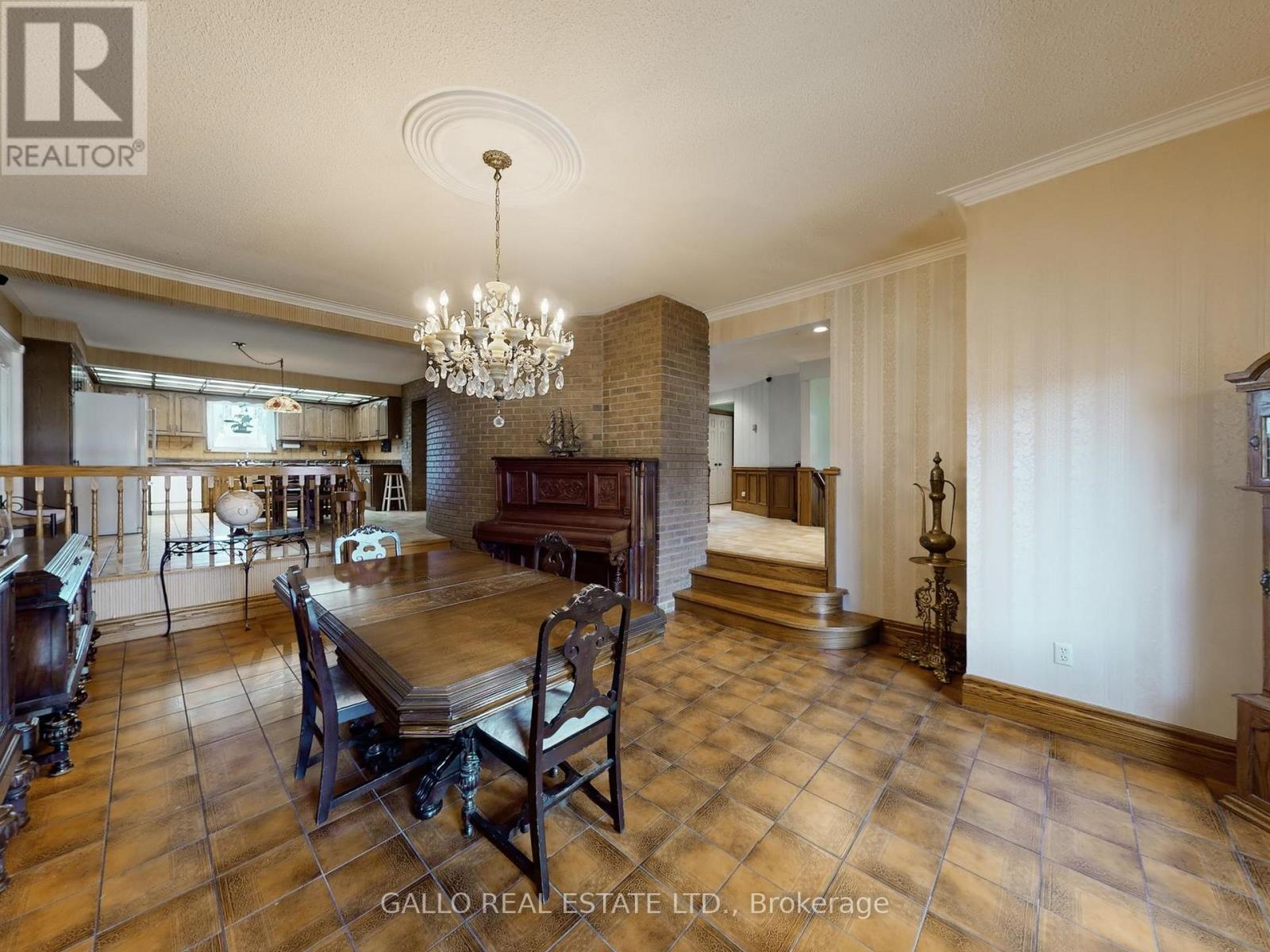 106 Duncan Road, Richmond Hill, Ontario  L4C 6J7 - Photo 11 - N13123070