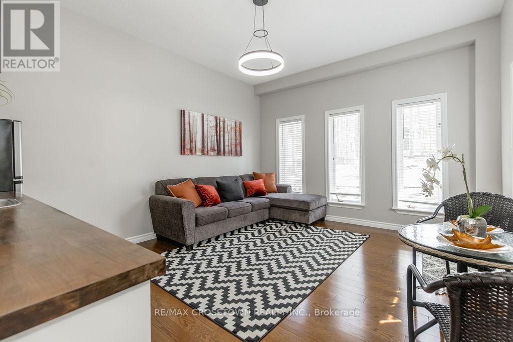 10 Beechwood Road, Oro-Medonte (Horseshoe Valley), Ontario  L4M 4Y8 - Photo 21 - S13122938