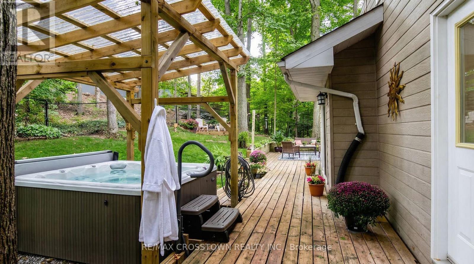 10 Beechwood Road, Oro-Medonte (Horseshoe Valley), Ontario  L4M 4Y8 - Photo 44 - S13122938