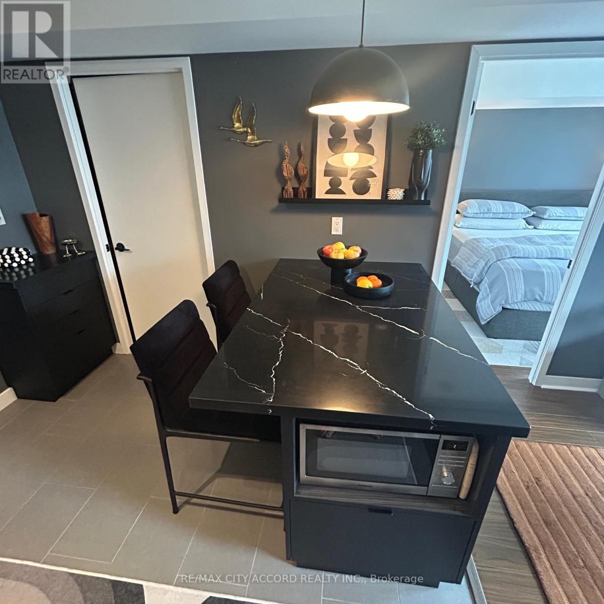 1505 - 15 Fort York Blvd Boulevard, Toronto, Ontario  M5V 3Y4 - Photo 4 - C13090996