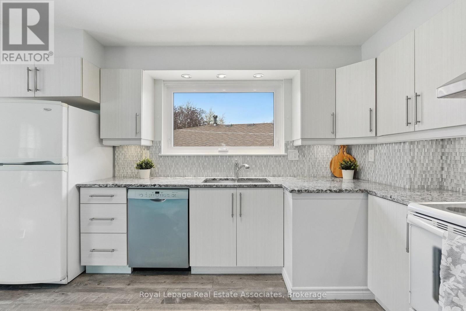 13 Ferndale Crescent, Brampton, Ontario  L6W 1G1 - Photo 15 - W13116622