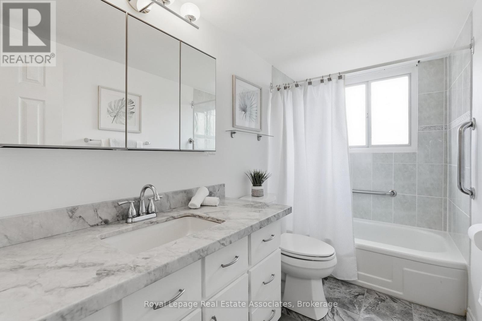 13 Ferndale Crescent, Brampton, Ontario  L6W 1G1 - Photo 24 - W13116622