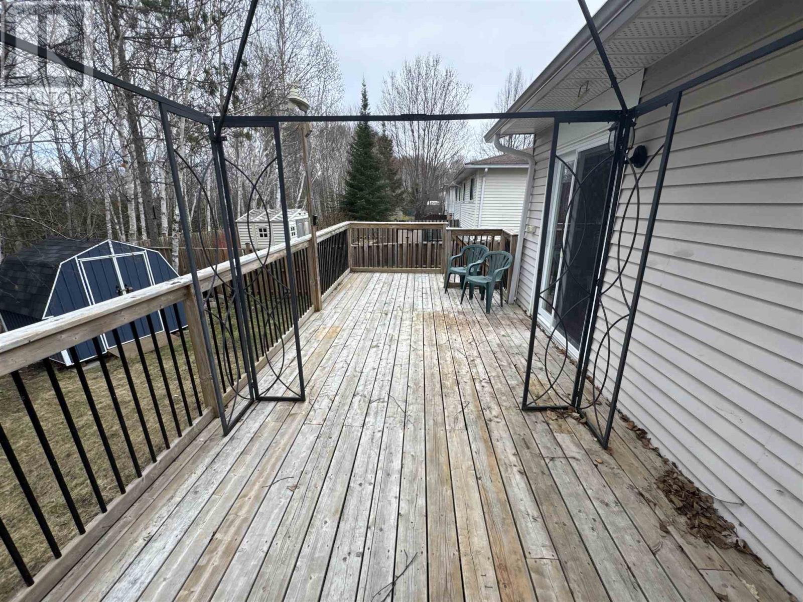 5 Mclaren Cres, Elliot Lake, Ontario  P5A 3M6 - Photo 36 - SM260988