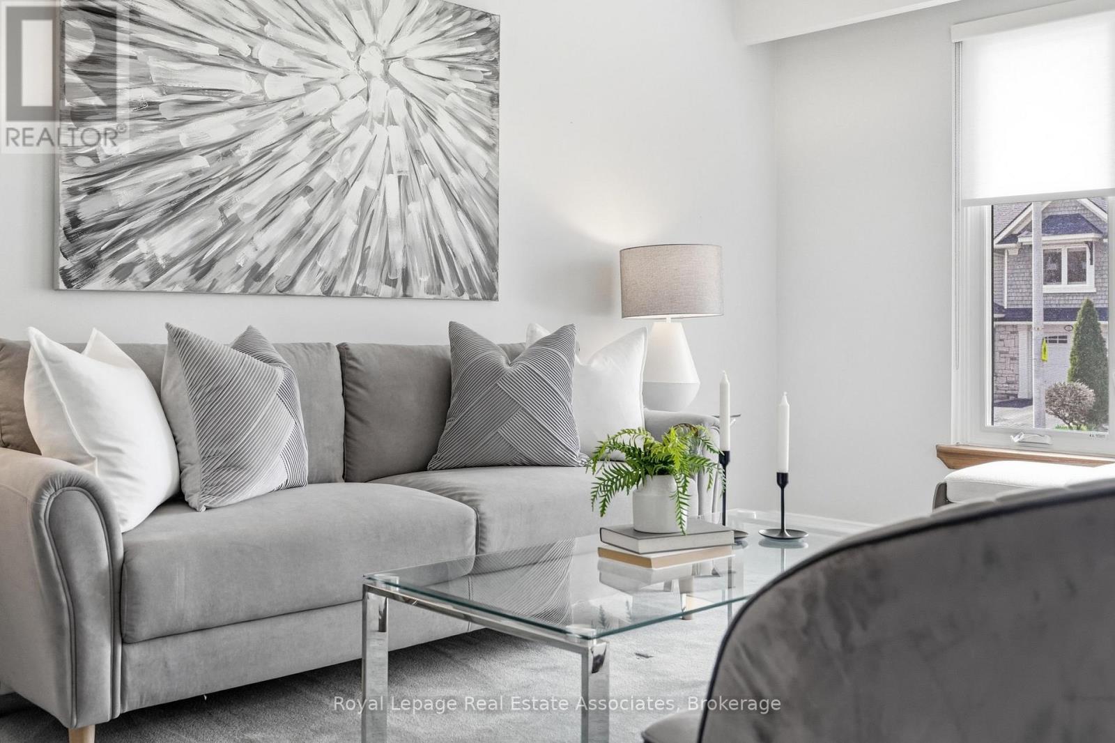 13 Ferndale Crescent, Brampton, Ontario  L6W 1G1 - Photo 8 - W13116622