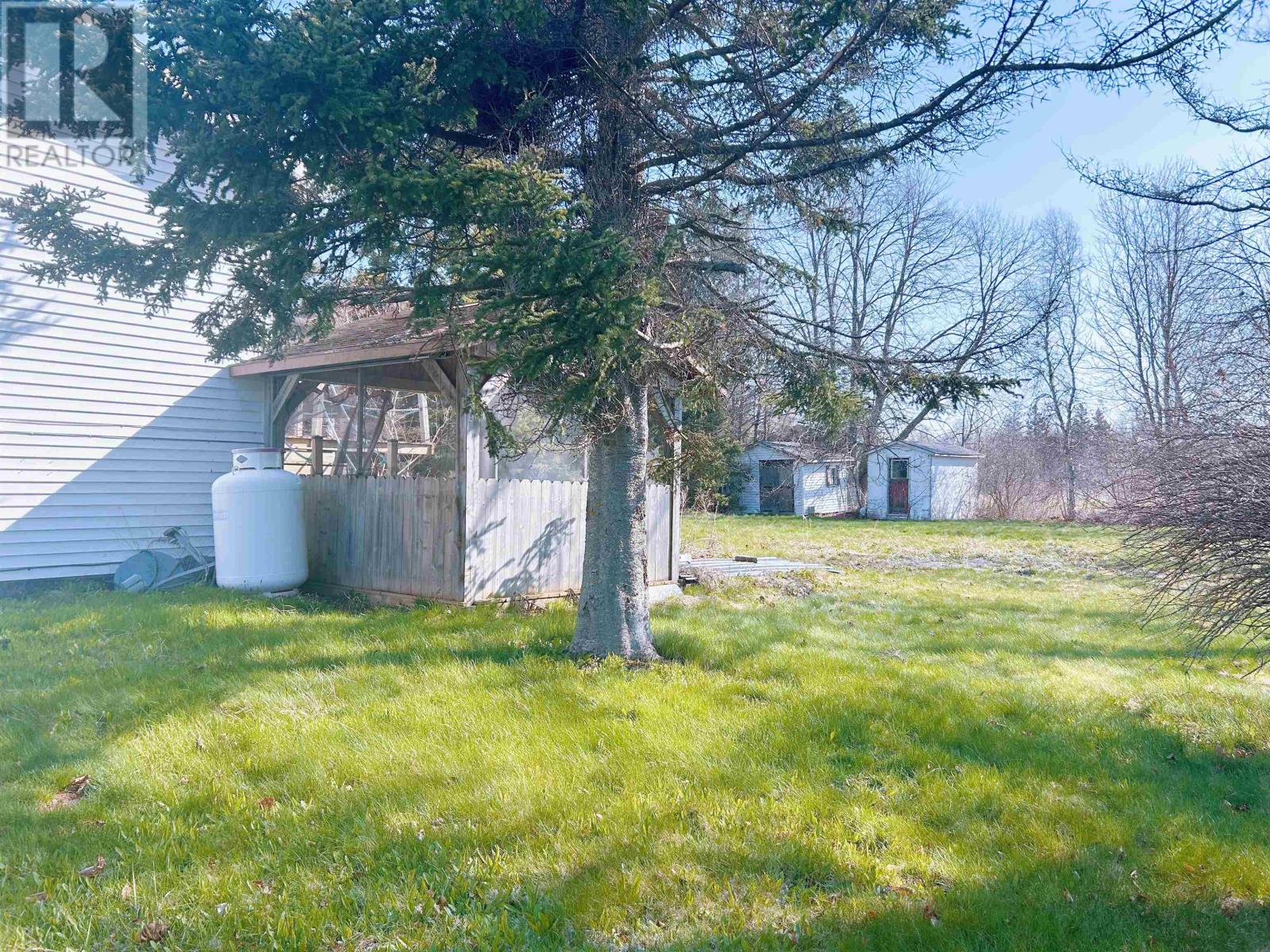 990 Fort Augustus Road, Stratford, Prince Edward Island  C1B 3N4 - Photo 14 - 202610681