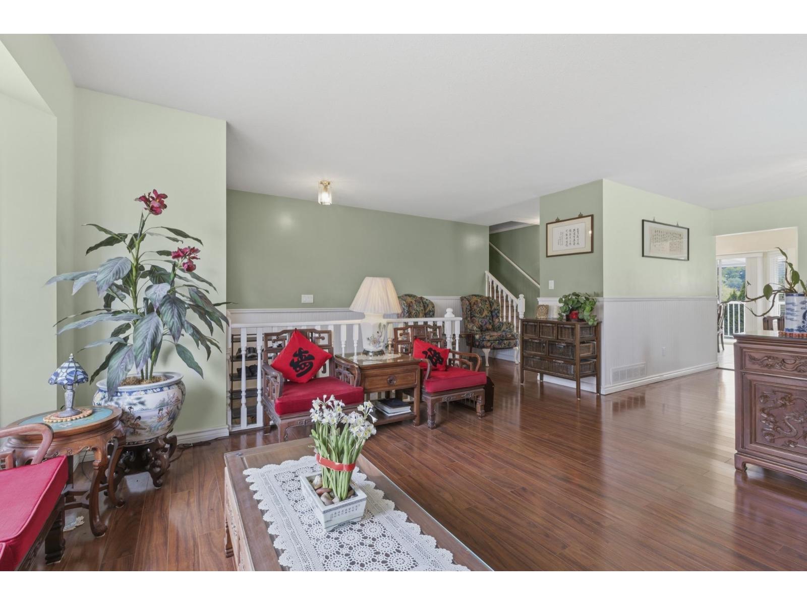 35016 Cassiar Avenue, Abbotsford, British Columbia  V5S 5S9 - Photo 5 - R3123206