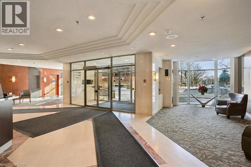 2511 Lakeshore Road W Unit# 317, Oakville, Ontario  L6L 6L9 - Photo 8 - 40829496