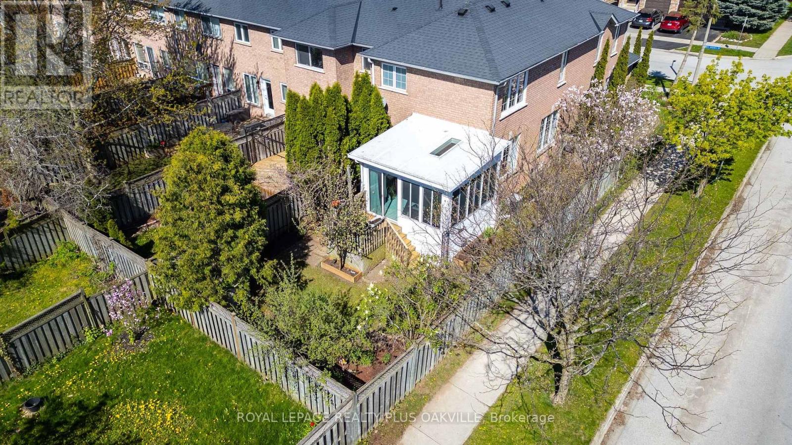 5200 Des Jardines Drive, Burlington, Ontario  L7L 6R1 - Photo 44 - W13122916
