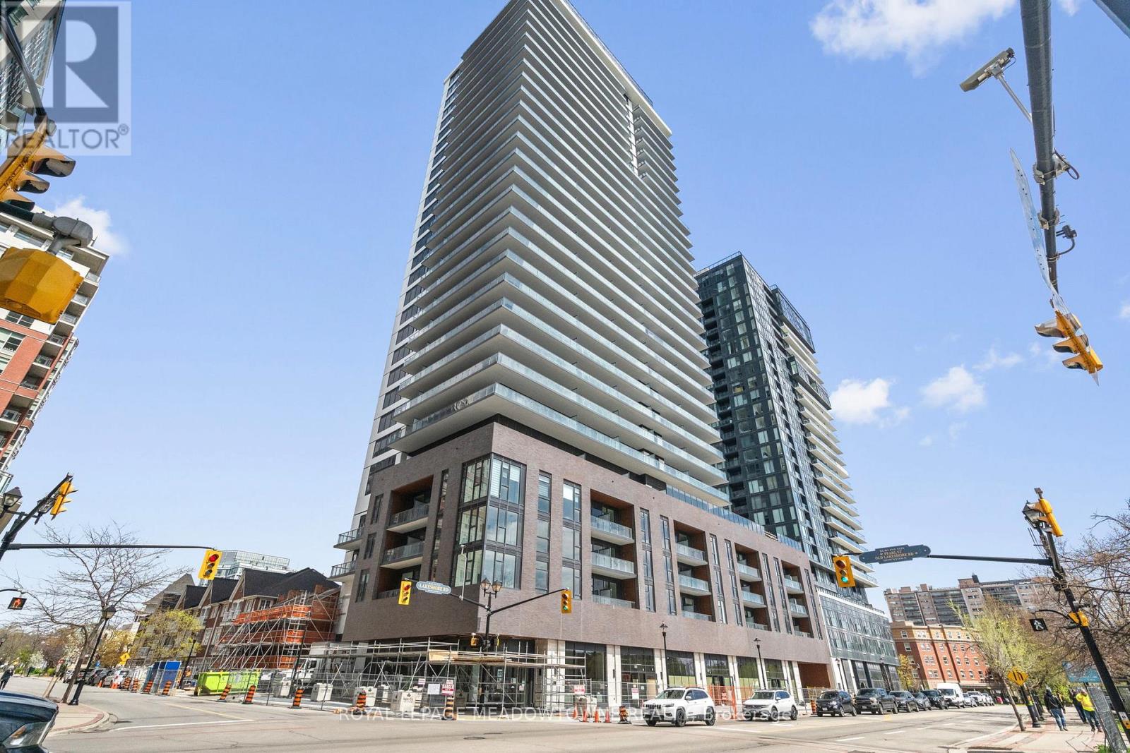 902 - 2075 Lakeshore Road, Burlington, Ontario  L9T 8P9 - Photo 1 - W13122952
