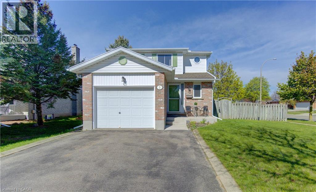 3 Marlis Crescent, Kitchener, Ontario  N2E 3K6 - Photo 2 - 40826710