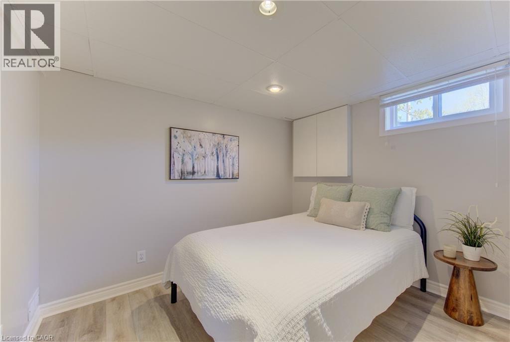 3 Marlis Crescent, Kitchener, Ontario  N2E 3K6 - Photo 32 - 40826710