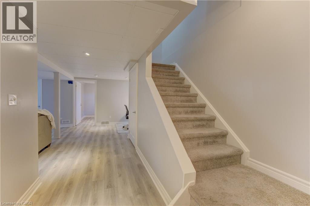 3 Marlis Crescent, Kitchener, Ontario  N2E 3K6 - Photo 34 - 40826710