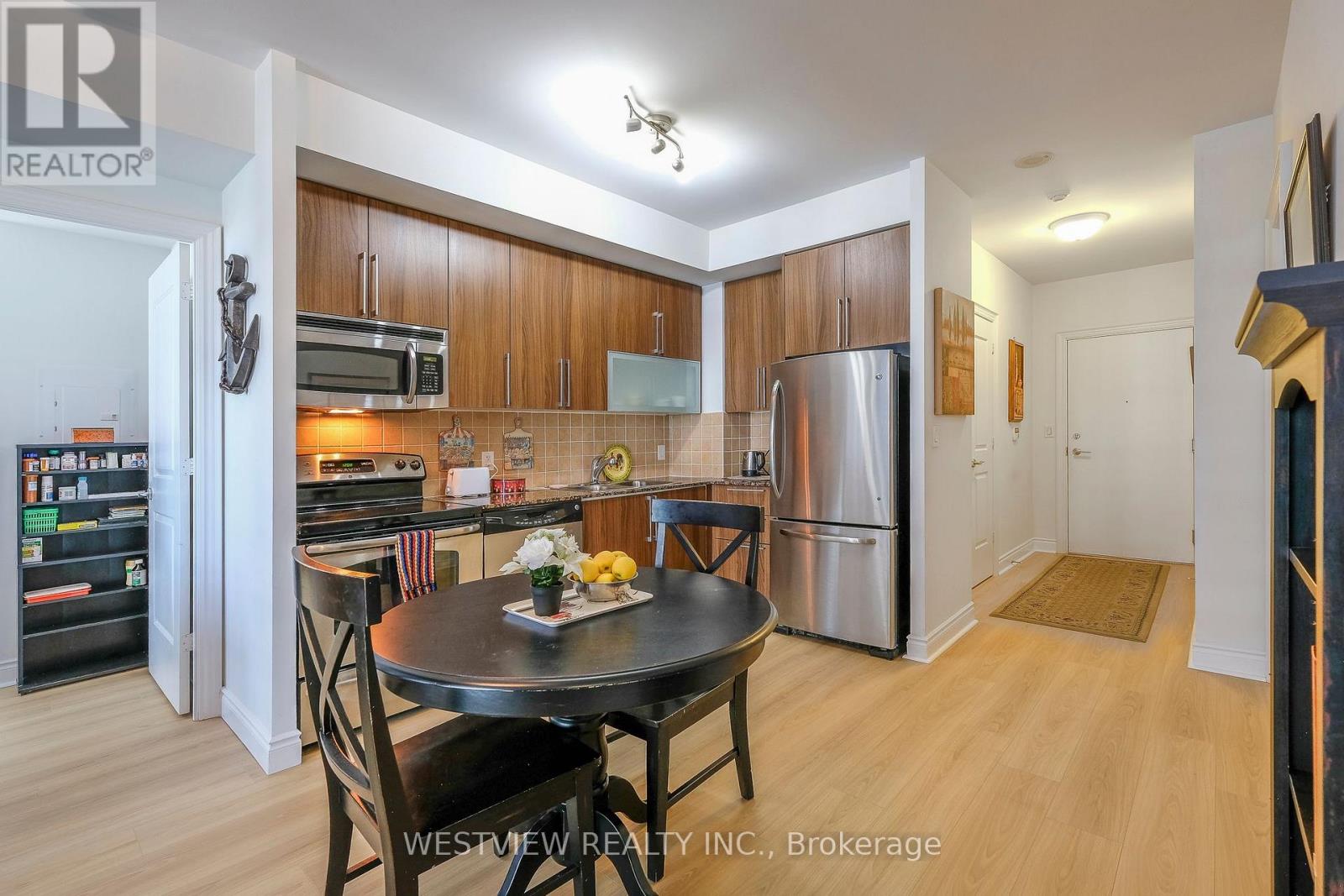 808 - 16 Brookers Lane, Toronto, Ontario  M8V 0A5 - Photo 11 - W13123166