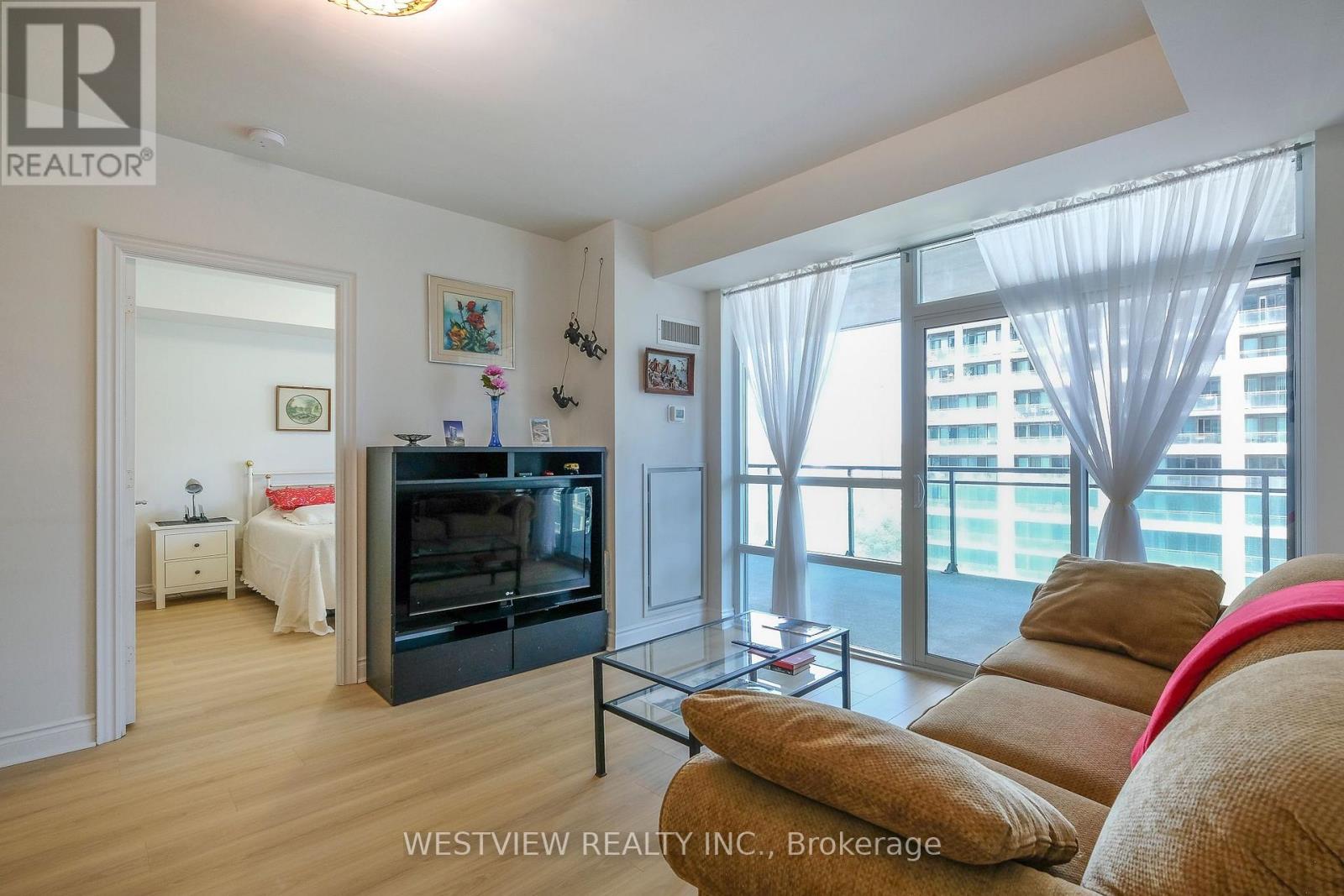 808 - 16 Brookers Lane, Toronto, Ontario  M8V 0A5 - Photo 13 - W13123166