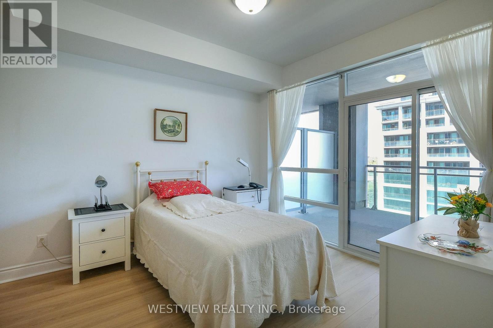 808 - 16 Brookers Lane, Toronto, Ontario  M8V 0A5 - Photo 17 - W13123166
