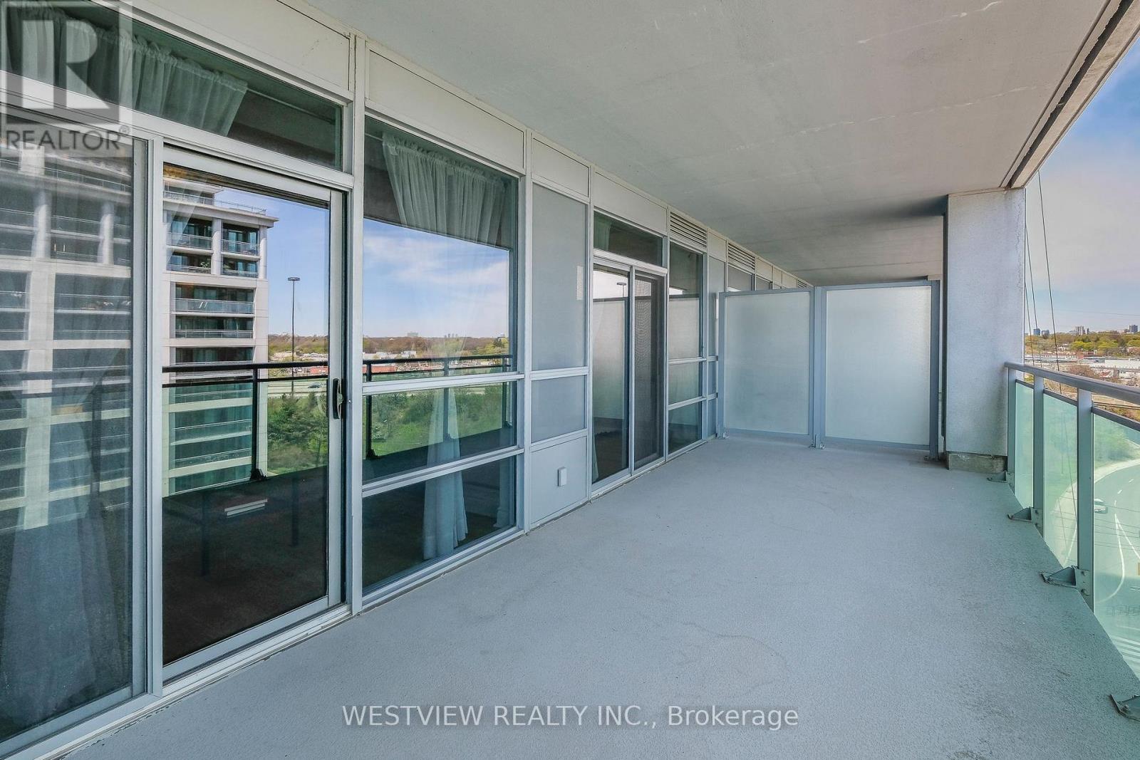 808 - 16 Brookers Lane, Toronto, Ontario  M8V 0A5 - Photo 4 - W13123166