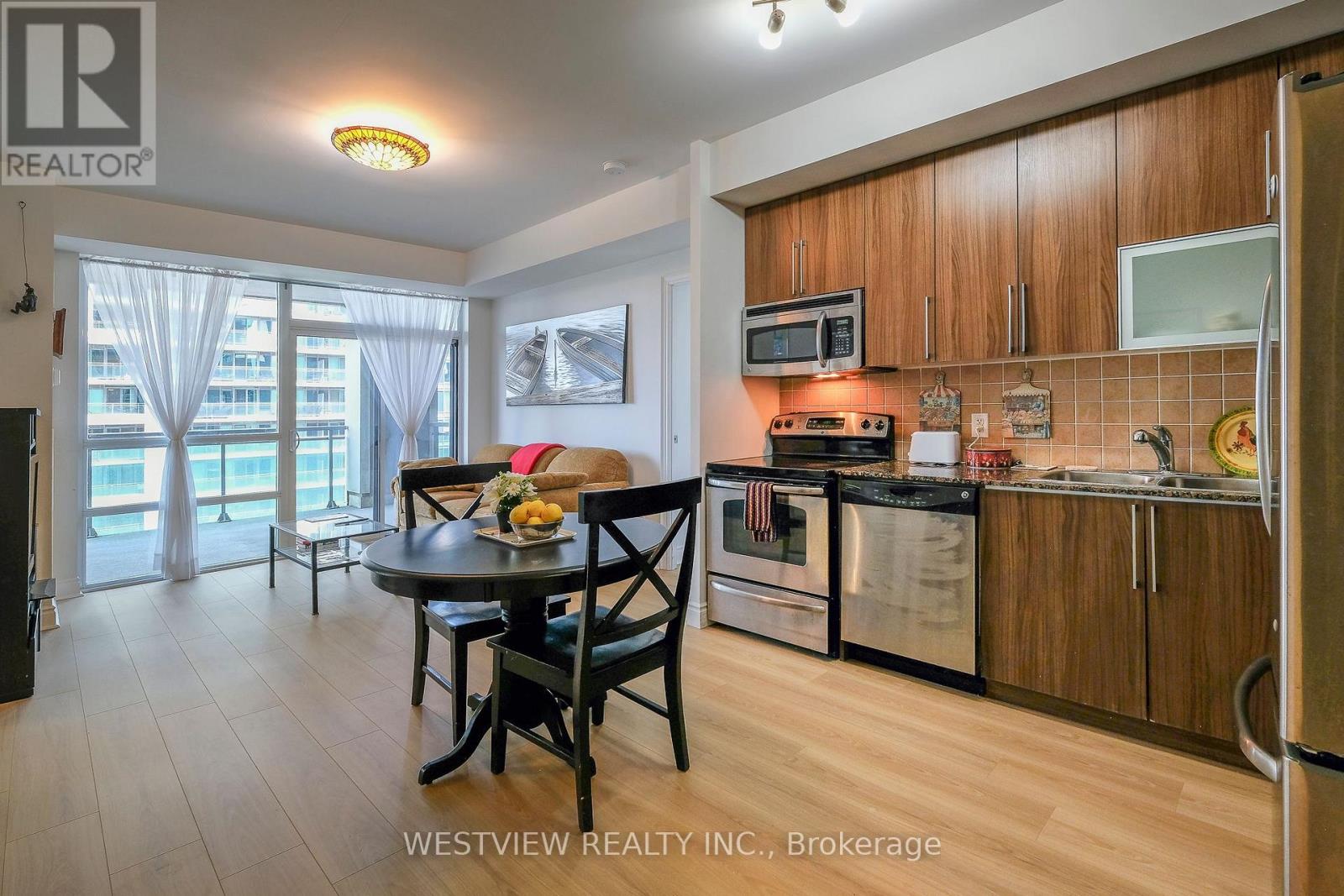808 - 16 Brookers Lane, Toronto, Ontario  M8V 0A5 - Photo 8 - W13123166