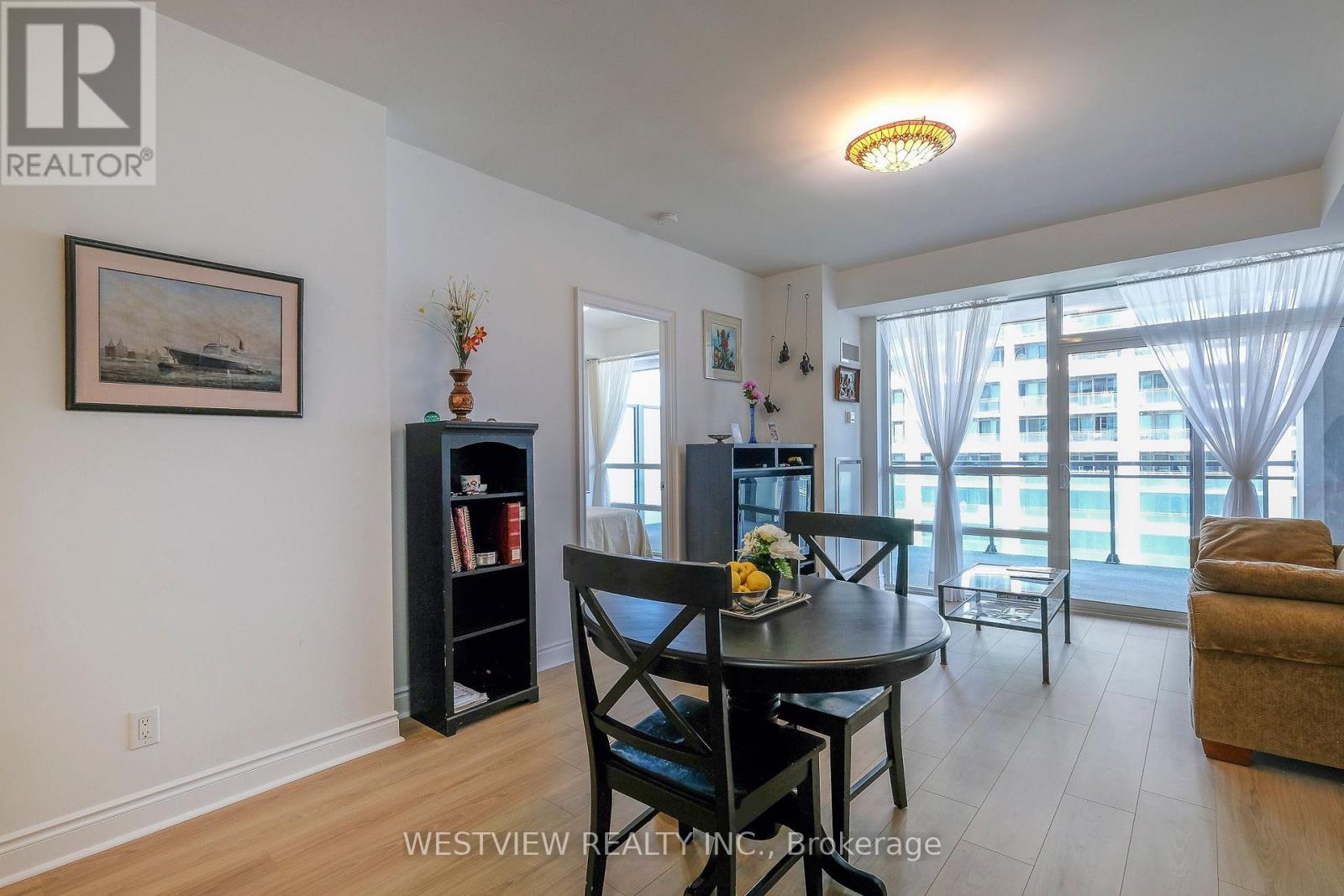 808 - 16 Brookers Lane, Toronto, Ontario  M8V 0A5 - Photo 9 - W13123166