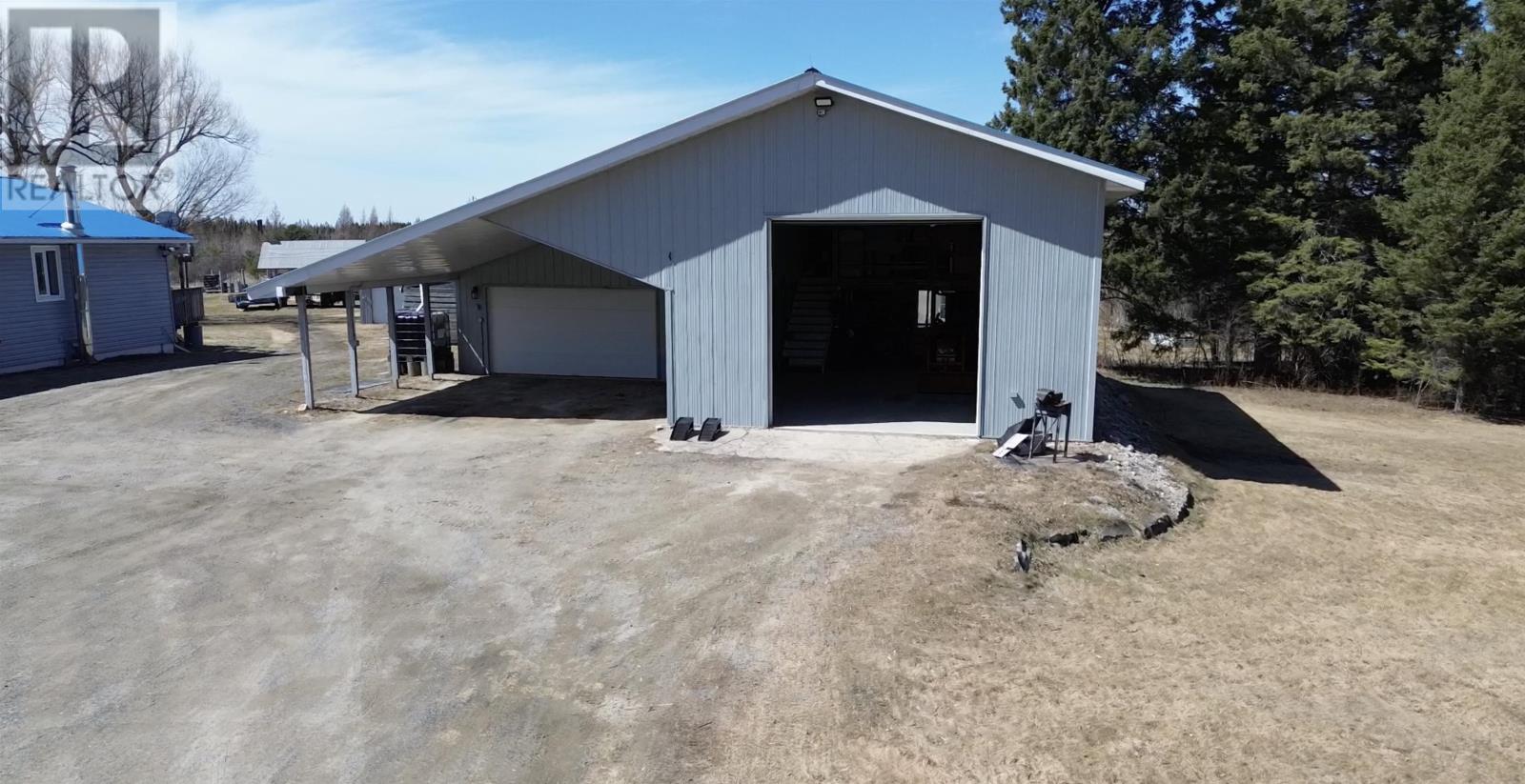1251 Barnhart Rd, Emo, Ontario  P0W 1E0 - Photo 4 - TB2601015