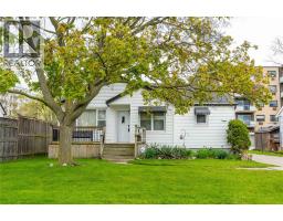 826 LYNWOOD AVENUE, Sarnia, Ontario