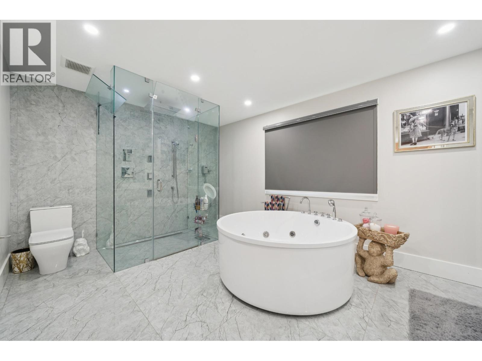 3980 Norwood Avenue, North Vancouver, British Columbia V7N 3R3 - Photo 22 - R3121953