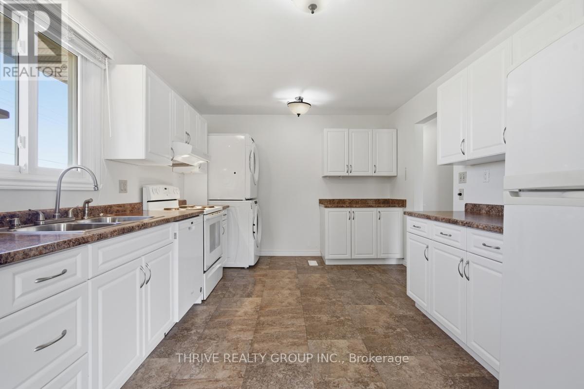 23 Vine Avenue, Strathroy-Caradoc, Ontario  N7G 3V1 - Photo 10 - X13123216