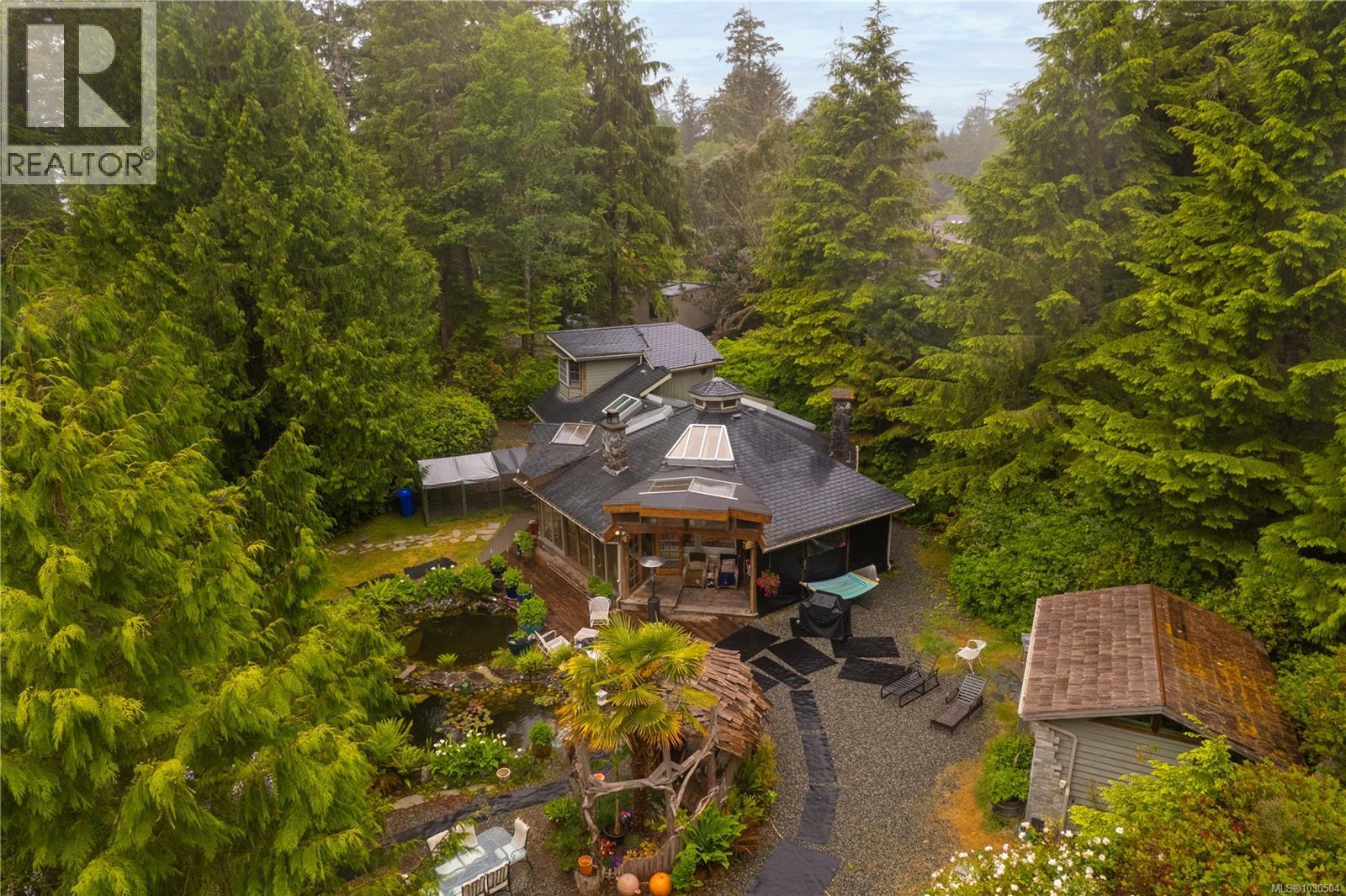 1364 Chesterman Beach Rd, Tofino, British Columbia