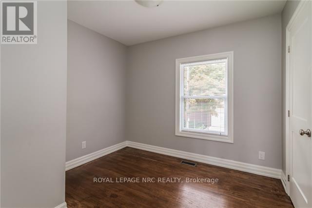 Upper - 6 Clark Street, St. Catharines, Ontario  L2R 5G2 - Photo 11 - X13122992