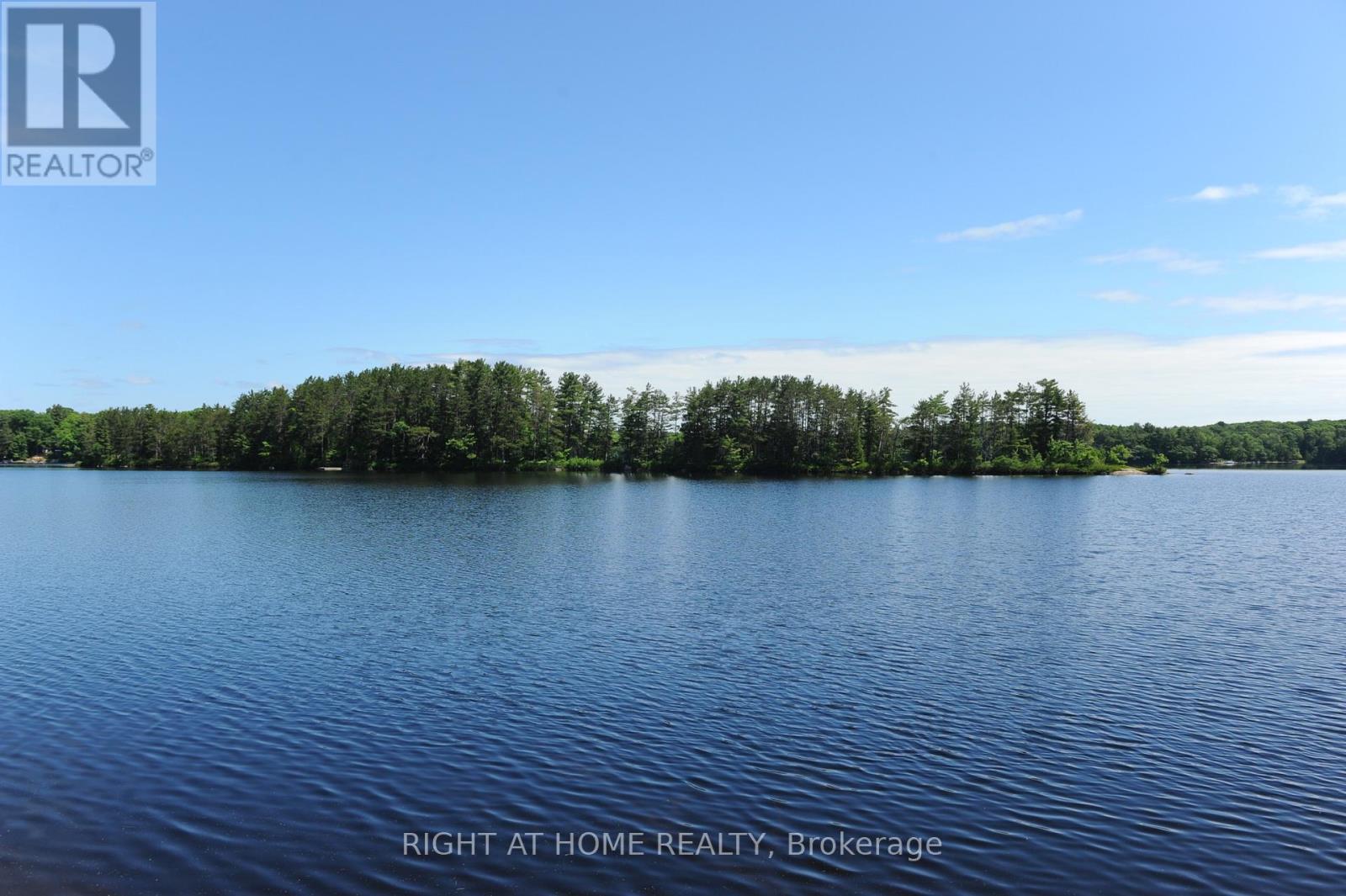 22 Hawkins Point, Georgian Bay, Ontario  P0C 1H0 - Photo 1 - X13123144