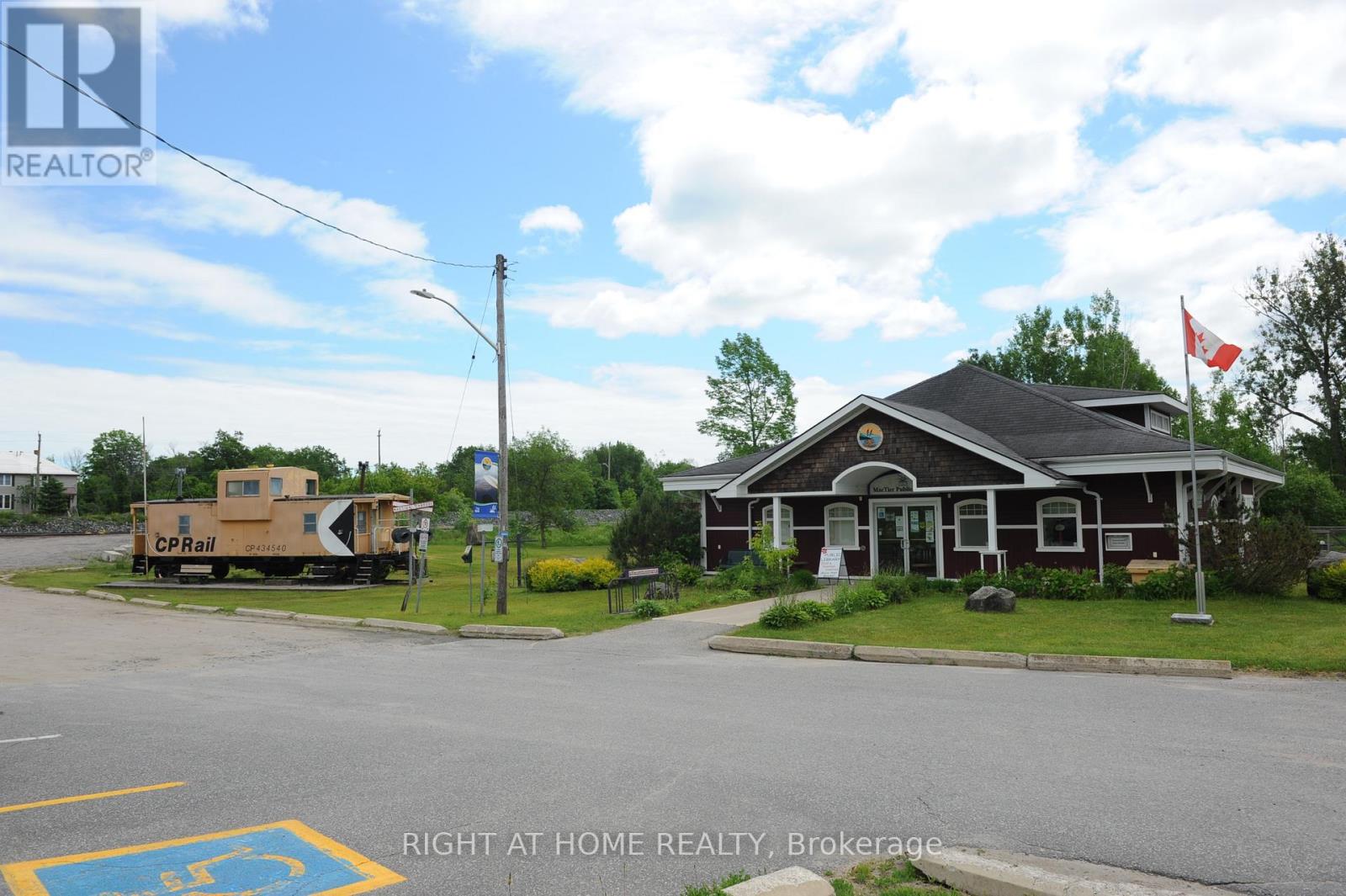 22 Hawkins Point, Georgian Bay, Ontario  P0C 1H0 - Photo 33 - X13123144