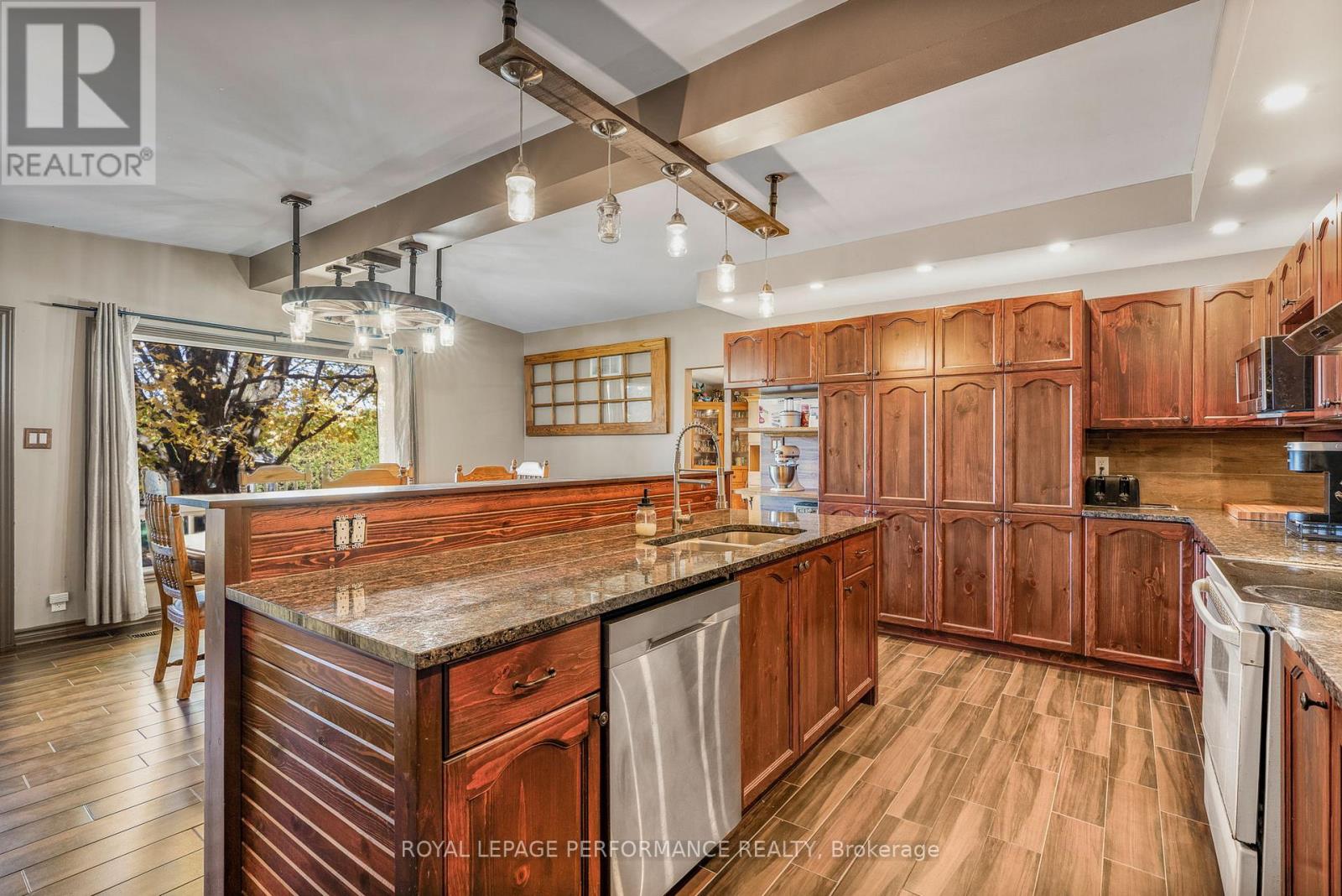 4866 County Road 17 Road, Alfred And Plantagenet, Ontario  K0B 1A0 - Photo 4 - X12643394