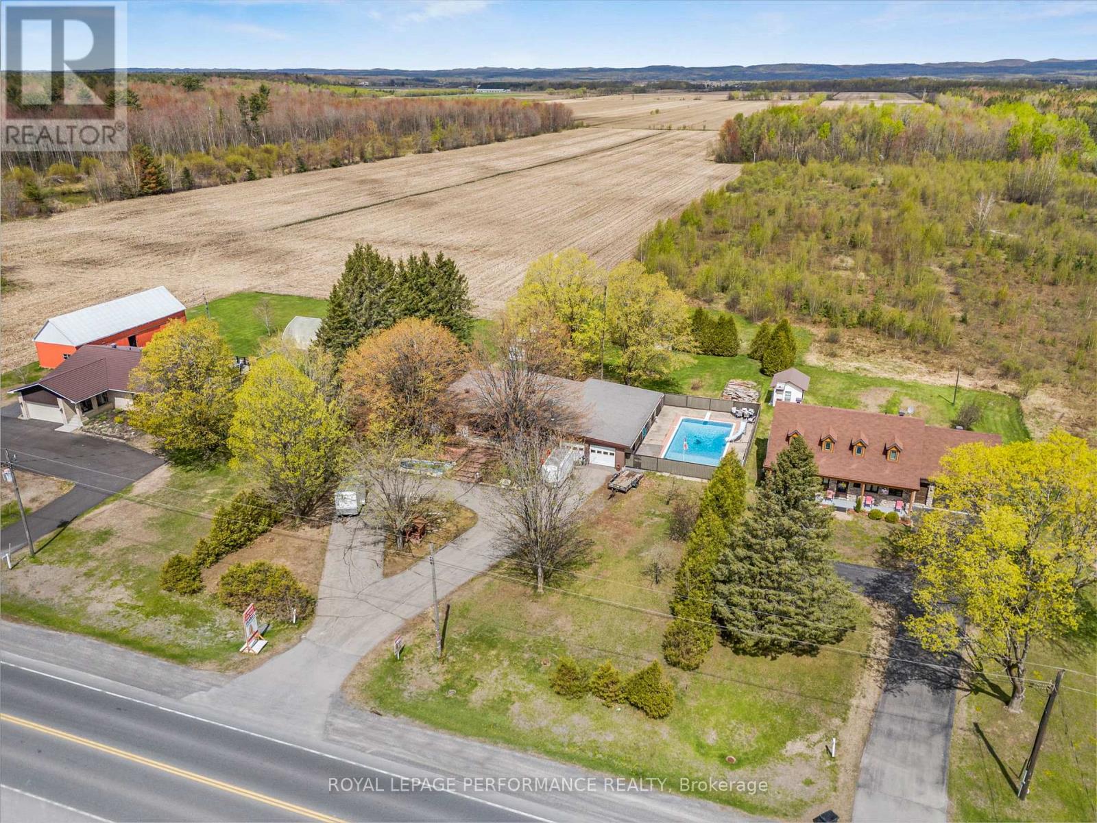 4866 County Road 17 Road, Alfred And Plantagenet, Ontario  K0B 1A0 - Photo 31 - X12643394