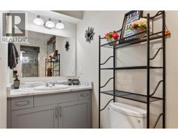 1544 Woodridge Road, Kelowna, British Columbia  V1W 2Z9 - Photo 33 - 10386230