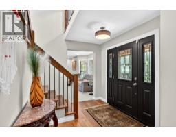 1544 Woodridge Road, Kelowna, British Columbia  V1W 2Z9 - Photo 4 - 10386230