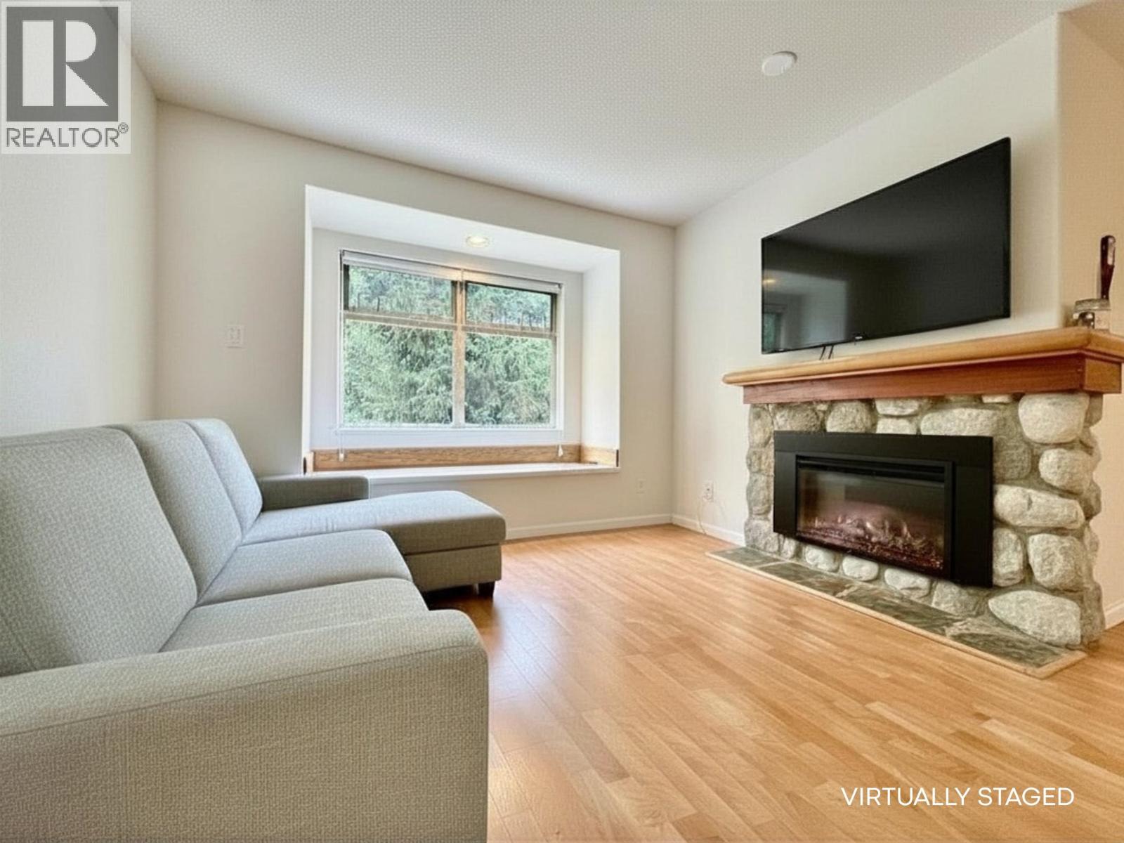 21 2050 Lake Placid Road, Whistler, British Columbia  V8E 0A8 - Photo 2 - R3123154