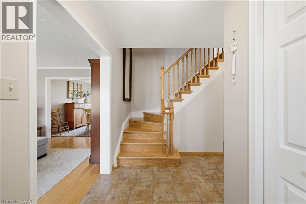 18 Northforest Trail, Kitchener, Ontario  N2N 2Y7 - Photo 6 - 40827060