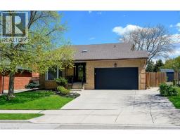 9 BEN TIRRAN Crescent, Stoney Creek, Ontario