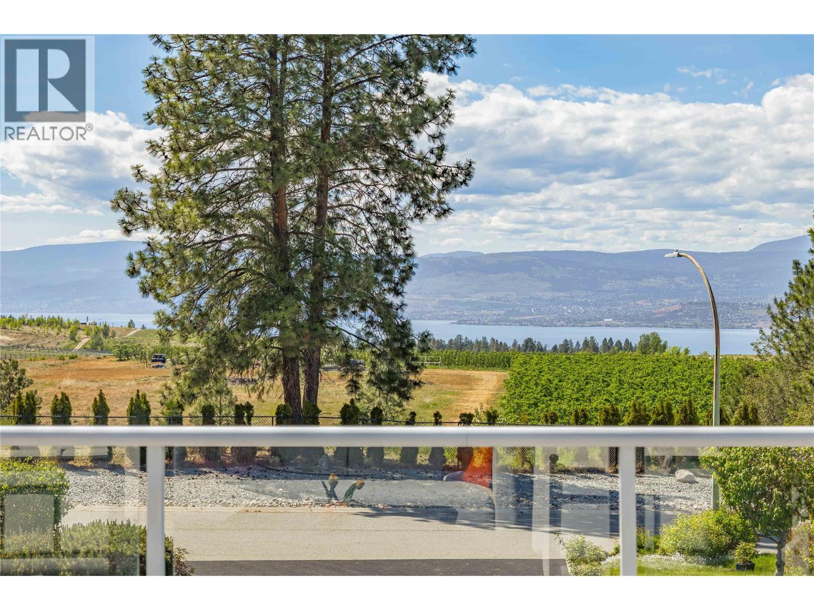 4325 Takla Road, Kelowna, British Columbia  V1W 3C4 - Photo 47 - 10385995