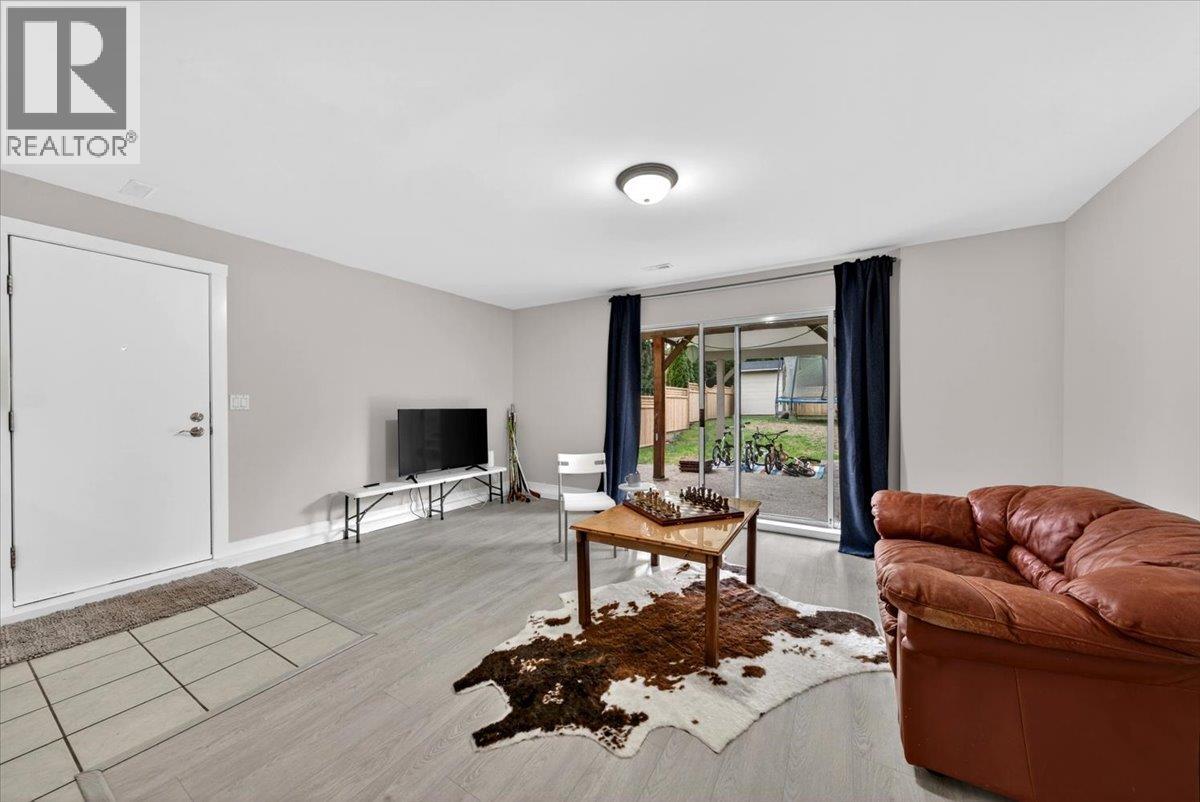 1422 Hockaday Street, Coquitlam, British Columbia  V3E 2X9 - Photo 25 - R3123152