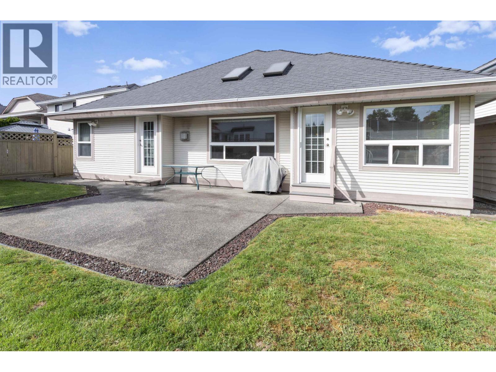 19658 Cedar Lane, Pitt Meadows, British Columbia  V3Y 2E4 - Photo 32 - R3123165