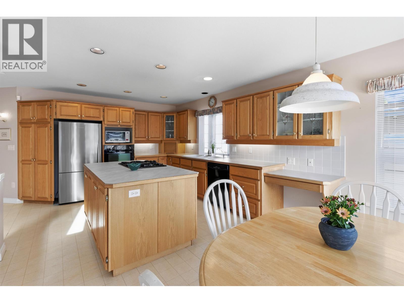 19658 Cedar Lane, Pitt Meadows, British Columbia  V3Y 2E4 - Photo 4 - R3123165
