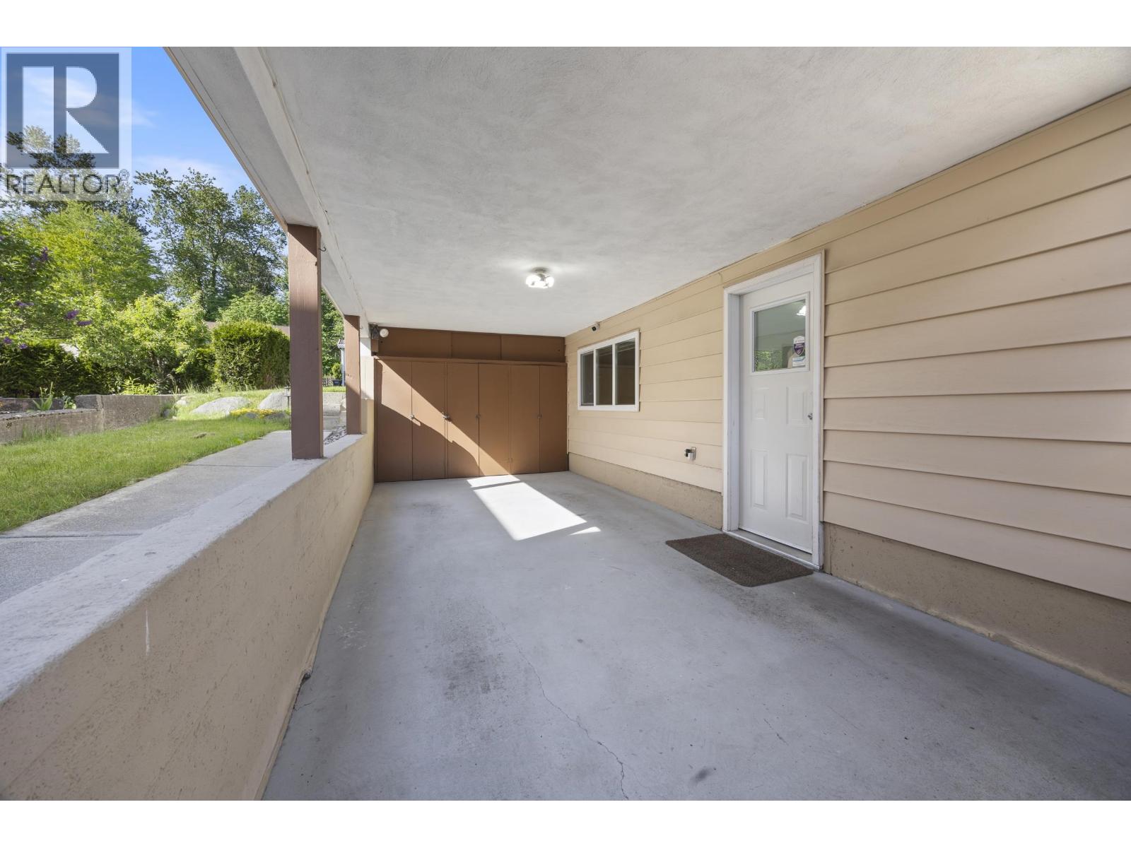6890 Hycrest Drive, Burnaby, British Columbia  V5B 2X2 - Photo 29 - R3123178