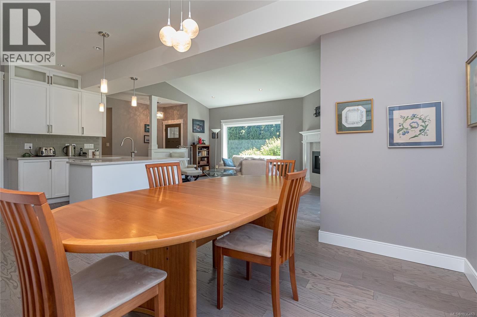 1602 Kenmore Rd, Saanich, British Columbia  V8N 2E4 - Photo 11 - 1036463