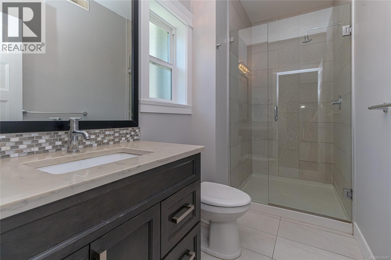 1602 Kenmore Rd, Saanich, British Columbia  V8N 2E4 - Photo 18 - 1036463