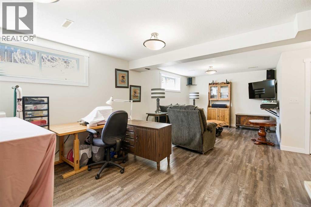 57 Woodbine Close, Blackfalds, Alberta  T4M 0K5 - Photo 40 - A2305596